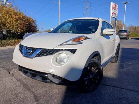 Used 2015 Nissan Juke SV w/ Cold Weather Package image 1