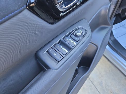 Used 2025 Subaru Forester Limited AWD/4WD image 13