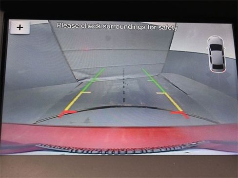 Used 2017 Ford Edge Titanium w/ Technology Package image 33