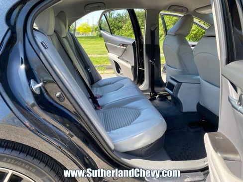 Used 2023 Toyota Camry SE image 34
