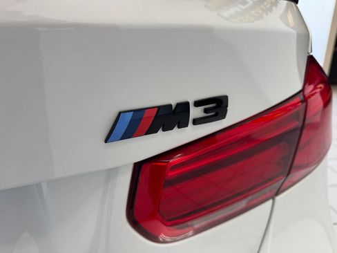 Used 2018 BMW M3 RWD image 70