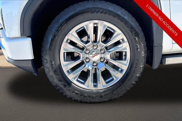 Used 2023 GMC Sierra 1500 Denali w/ Technology Package AWD/4WD image 8
