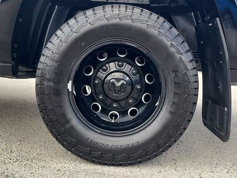 Used 2024 RAM 3500 Limited w/ Night Edition AWD/4WD image 8