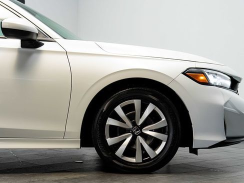Used 2025 Honda Civic LX image 9
