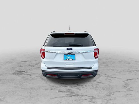Used 2019 Ford Explorer XLT w/ Equipment Group 201A AWD/4WD image 7