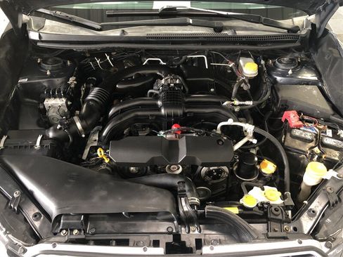 Used 2013 Subaru Impreza 2.0i Premium w/ All-Weather Pkg image 11