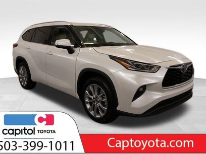 Certified 2022 Toyota Highlander Limited