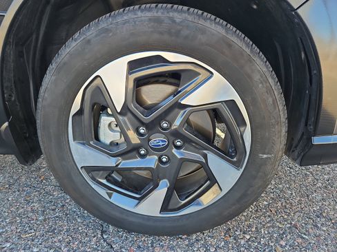 Certified 2024 Subaru Crosstrek 2.5i Limited image 22