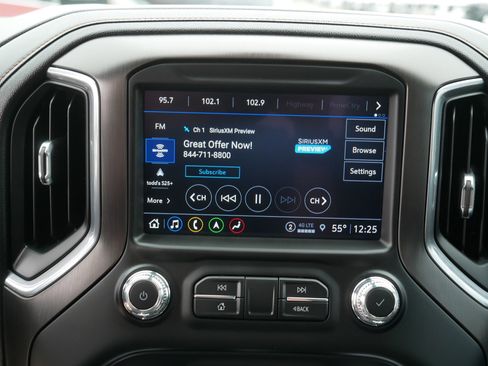 Used 2021 GMC Sierra 1500 AT4 w/ AT4 Preferred Package AWD/4WD image 22