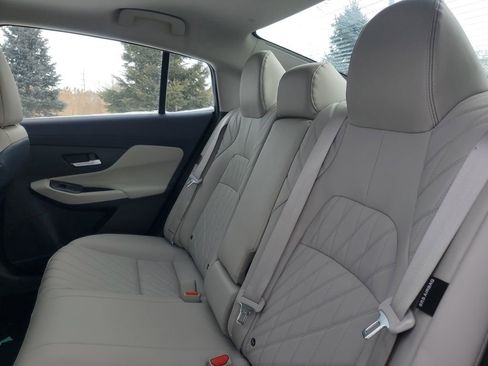 New 2026 Nissan Sentra SL w/ Floor Mat Package FWD image 34