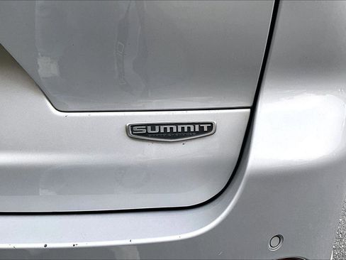 Used 2022 Jeep Grand Cherokee L Summit w/ Advanced Protech Group IV image 9