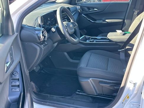 New 2026 Chevrolet Equinox LT w/ LPO, Floor Liner Package image 10
