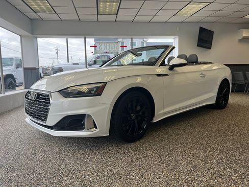 Used 2022 Audi A5 2.0T Premium image 2