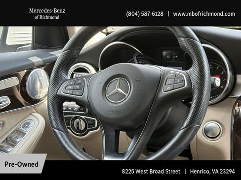 Used 2017 Mercedes-Benz GLC 300 4MATIC image 21