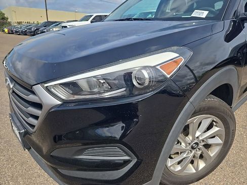 Used 2017 Hyundai Tucson SE image 11