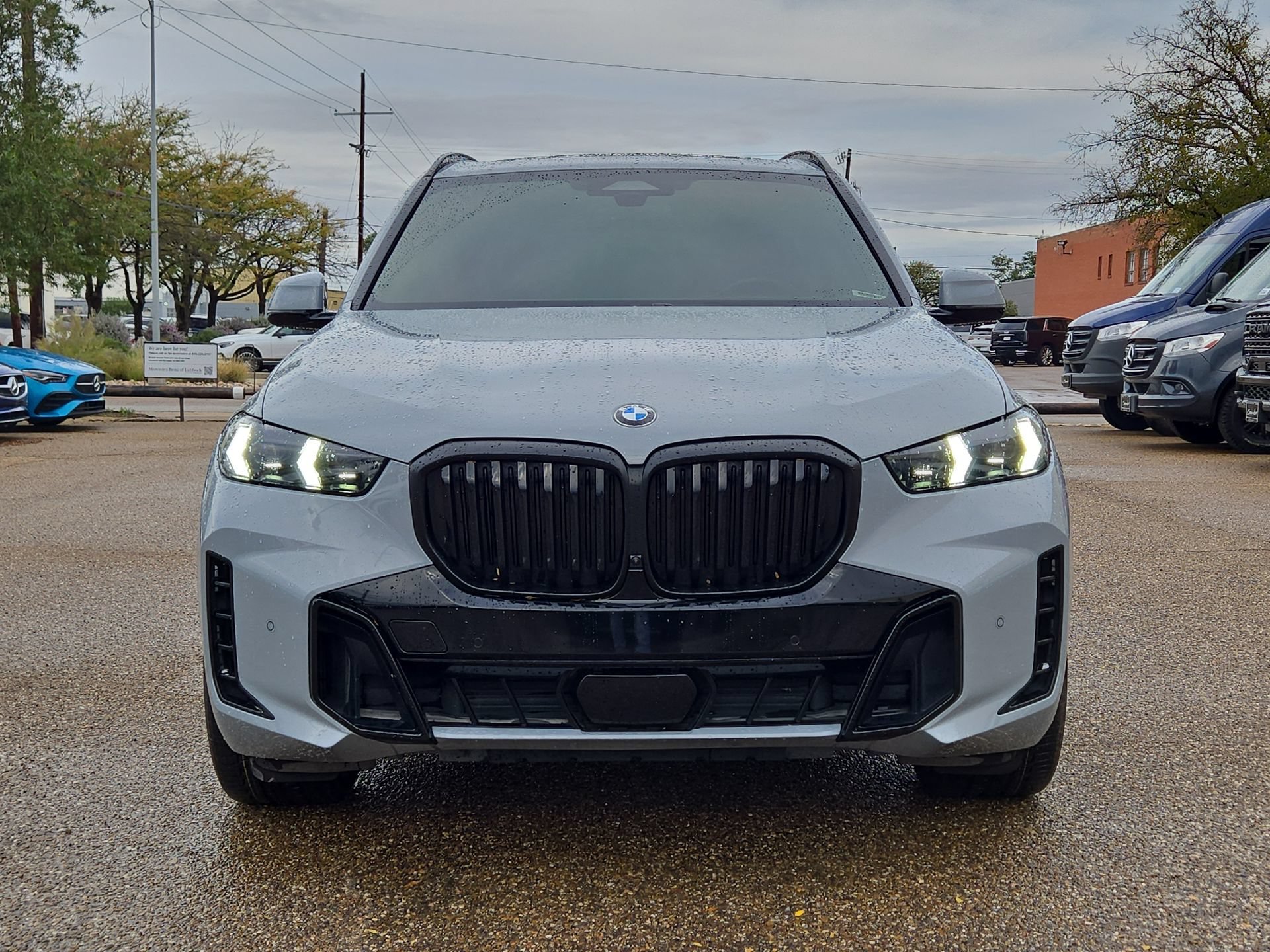Used 2024 BMW X5 xDrive40i w/ M Sport Package AWD/4WD image 10