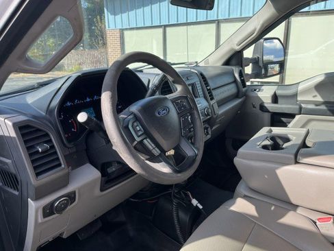Used 2017 Ford F350 XL w/ Power Equipment Group image 9