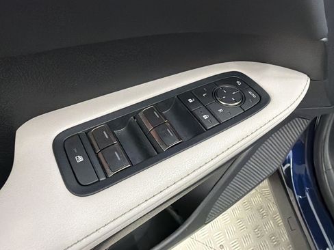 Certified 2023 Lexus RX 350 w/ Cold Area Package AWD/4WD image 14