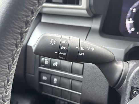 Used 2025 Toyota Tacoma TRD Sport RWD image 16