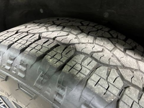 Used 2022 GMC Sierra 1500 Elevation w/ X31 Off-Road Package AWD/4WD image 46