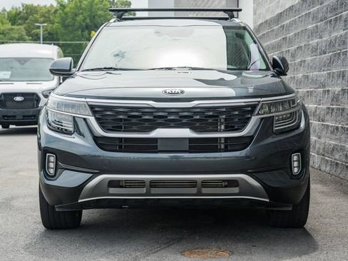 Used 2021 Kia Seltos SX w/ SX Sunroof Package AWD/4WD image 3