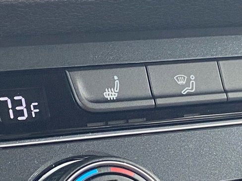 Certified 2021 Volkswagen Tiguan SE R-Line w/ 3rd Row Seat Package image 18