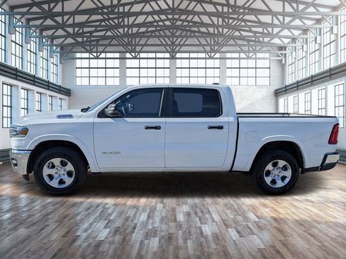 Used 2025 RAM 1500 Big Horn AWD/4WD image 7