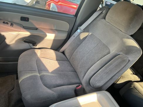 Used 2000 Chevrolet Tahoe LS w/ LS Preferred Equipment Group image 11