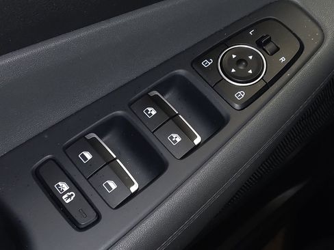 Used 2023 Hyundai Santa Fe SEL image 27