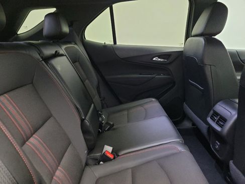 Used 2023 Chevrolet Equinox RS FWD image 19
