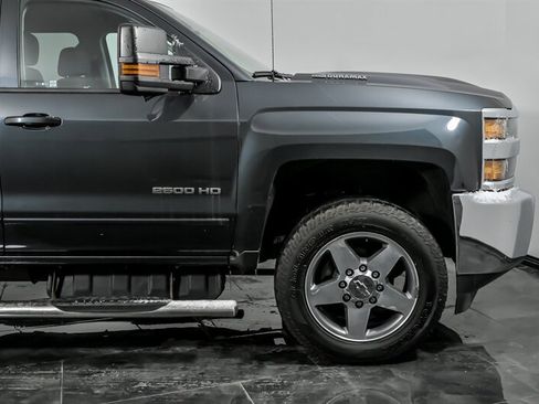 Used 2018 Chevrolet Silverado 2500 LT image 13