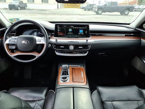 Used 2019 Kia K900 Luxury w/ VIP Package AWD/4WD image 10
