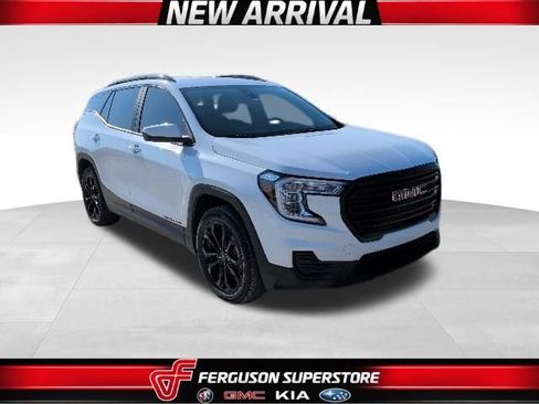 Used 2022 GMC Terrain SLE w/ Driver Convenience Package FWD image 1