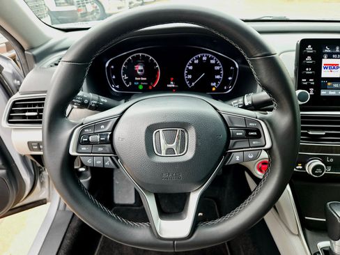 Used 2019 Honda Accord EX-L image 11