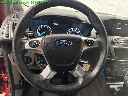 Used 2020 Ford Transit Connect XL image 4