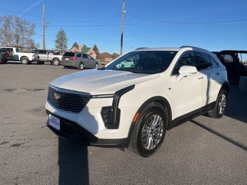 Used 2024 Cadillac XT4 Premium Luxury AWD/4WD image 5