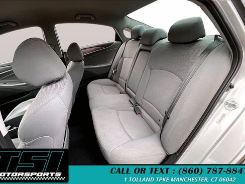 Used 2012 Hyundai Sonata Hybrid FWD image 25