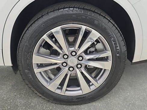 Used 2024 Cadillac XT6 Premium Luxury image 32