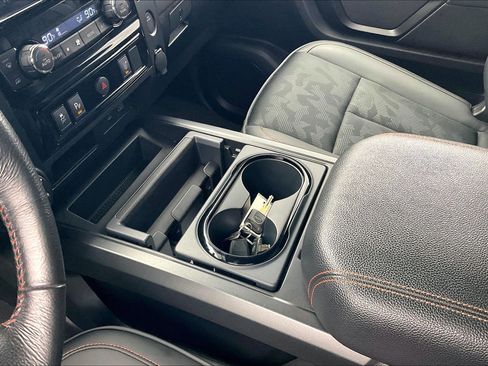 Used 2021 Nissan Titan PRO-4X image 16