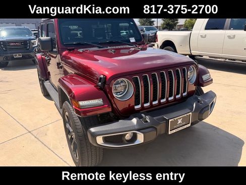 Used 2021 Jeep Wrangler Unlimited Sahara w/ Cold Weather Group AWD/4WD image 5