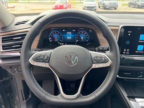 New 2026 Volkswagen Atlas SE AWD/4WD image 9