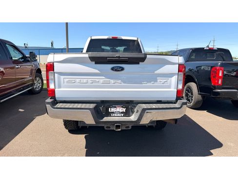 Used 2018 Ford F350 XLT AWD/4WD image 4