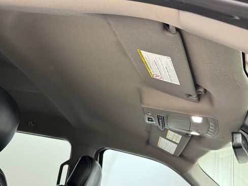 Used 2019 Ford F250 Lariat image 34