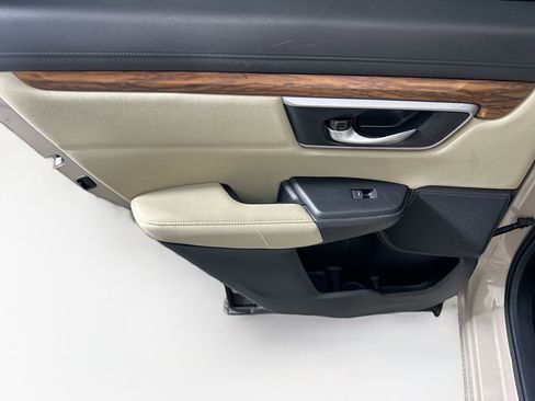 Used 2018 Honda CR-V EX image 24