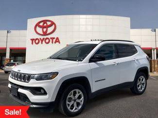 Used 2025 Jeep Compass Latitude video 1