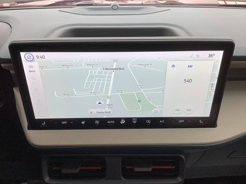 New 2026 Ford Maverick Lariat image 17