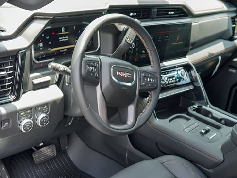 New 2026 GMC Sierra 2500 AT4 w/ AT4 Premium Plus Package AWD/4WD image 9