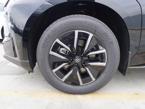 New 2026 Toyota bZ XLE image 20