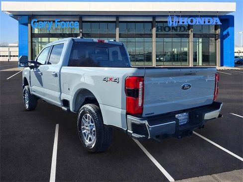 Used 2025 Ford F250 Lariat w/ Lariat Ultimate Package image 3