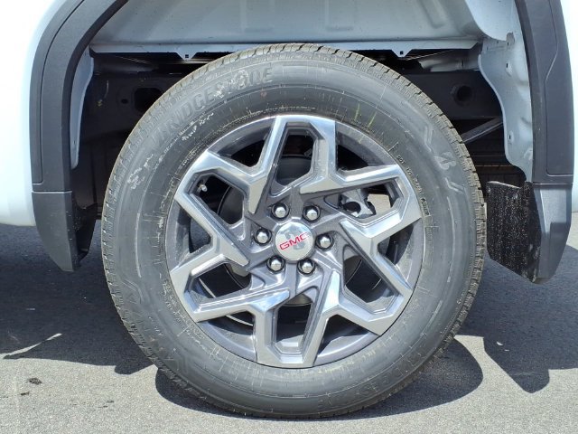 New 2026 GMC Sierra 1500 SLE w/ LPO, GMC Protection Package AWD/4WD image 9
